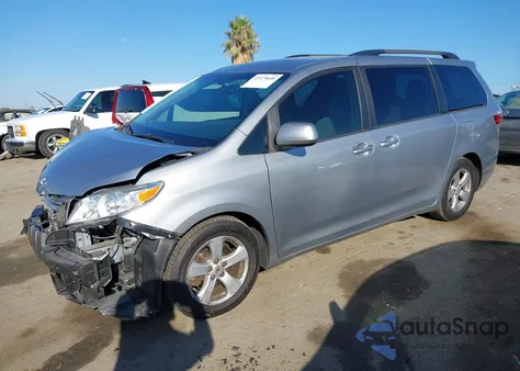 2016 Toyota Sienna Le 8 Passenger from USA, damaged, VIN 5TDKK3DC4GS736844